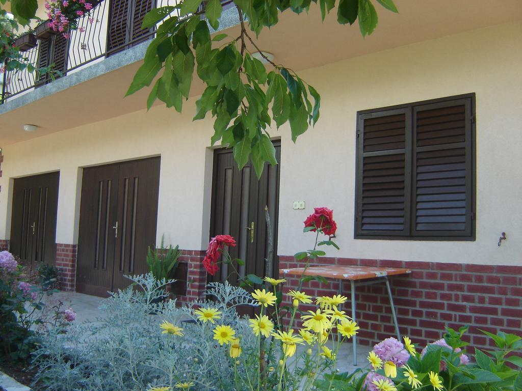 Apartments Grgorinic Pula Extérieur photo