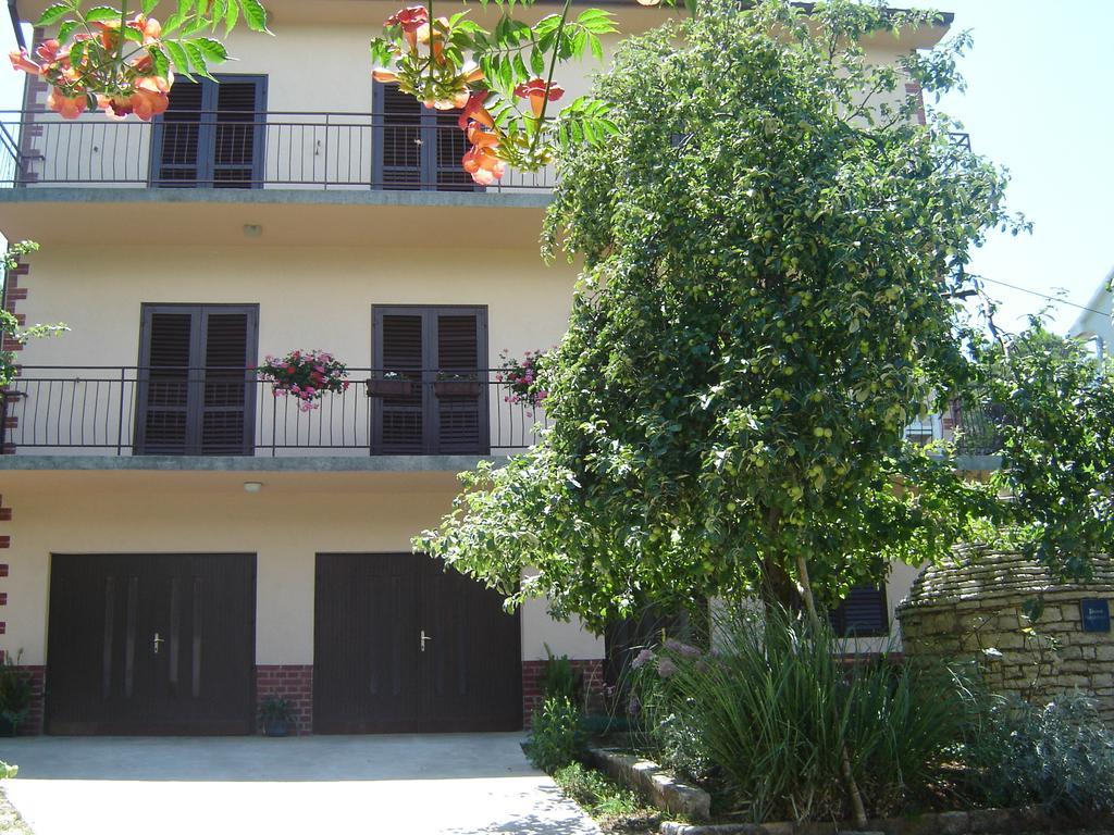 Apartments Grgorinic Pula Extérieur photo